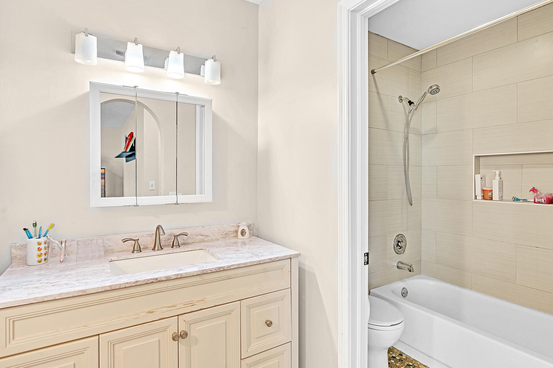 6810 Portside Drive Boca Raton, FL 33496 - Photo 49 of 77 DSC00256