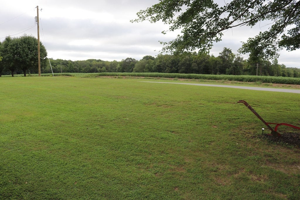 154 Raines Tavern Road Farmville, VA 23901 - Photo 18 of 18 Gallery Image 18