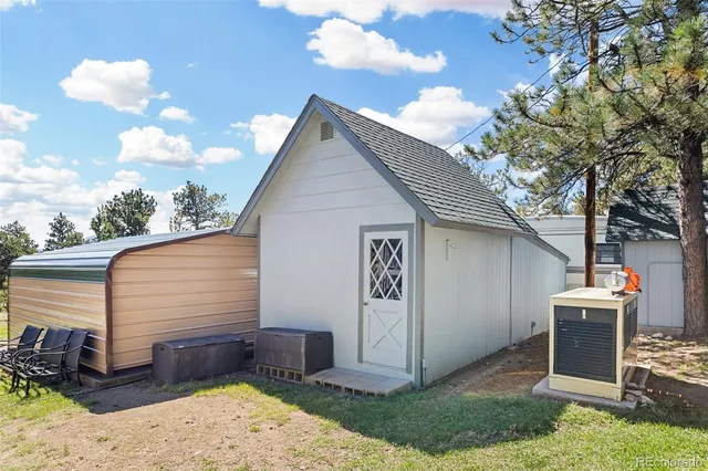 a view of washer and dryer