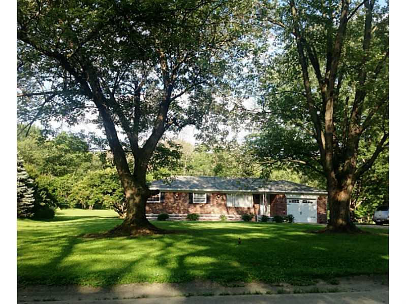 8039 Folkstone Road Indianapolis, IN 46268 - Photo 2 of 24 Gallery Image 2