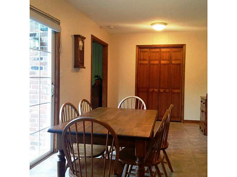 8039 Folkstone Road Indianapolis, IN 46268 - Photo 7 of 24 Gallery Image 7