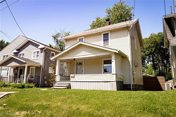$114,900 | 1209 Roslyn Avenue Southwest, Canton, OH 44710