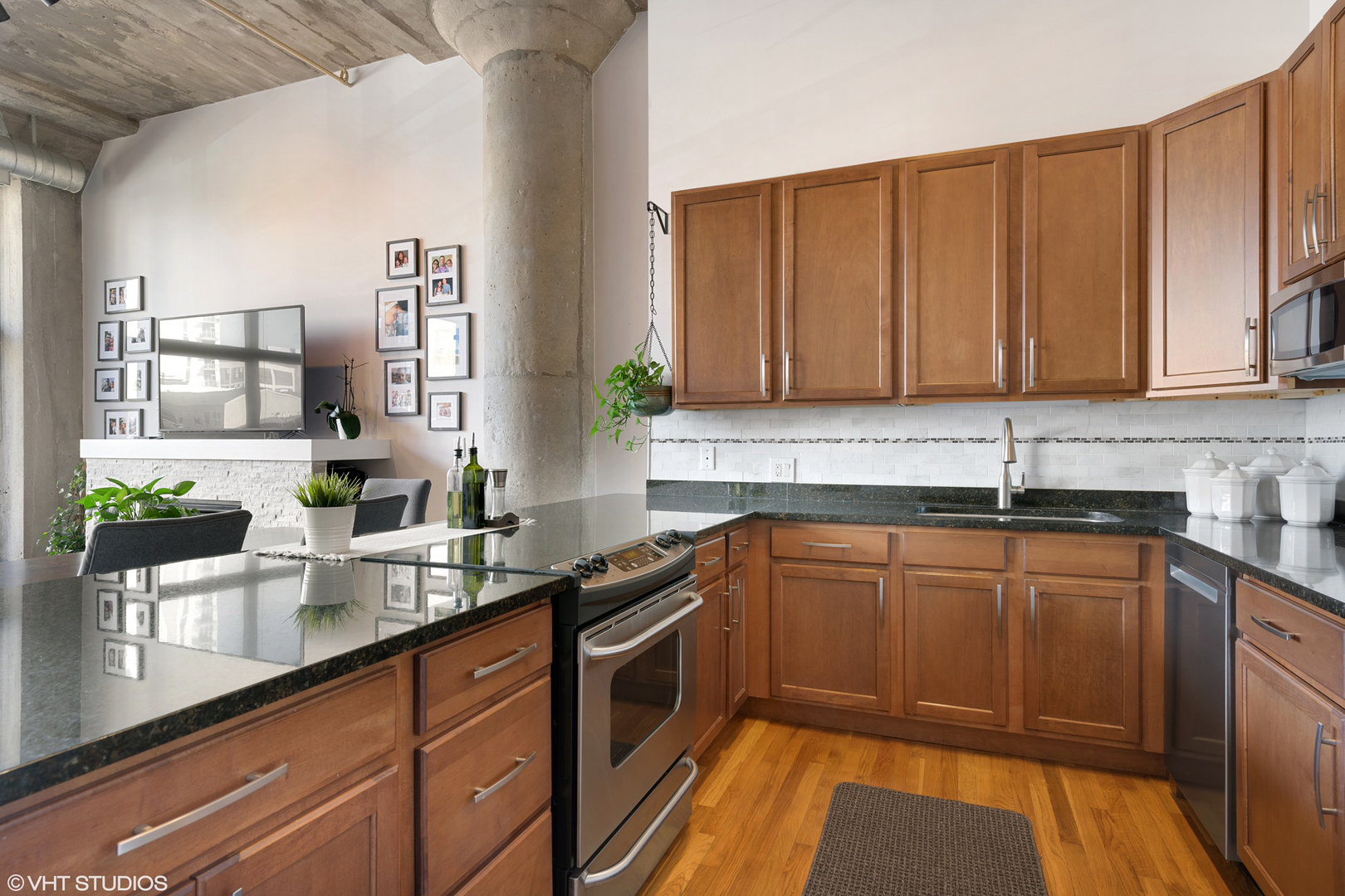 1727 South Indiana Avenue, Unit 227 Chicago, IL 60616 - Photo 11 of 24