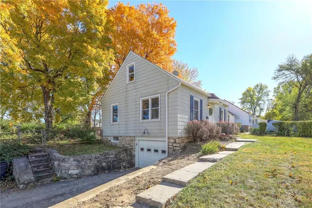 $239,950 | 2801 South 8th Terrace, Kansas City, KS 66103