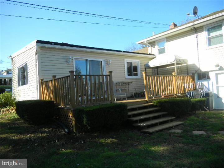 117 Lawrence Road Broomall, PA 19008 - Photo 3 of 17