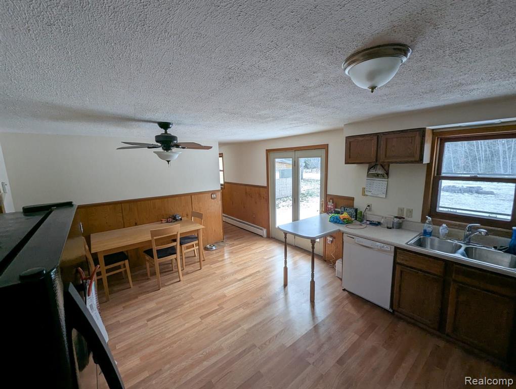 10470 Highway 23 Cheboygan, MI 49721 - Photo 8 of 37