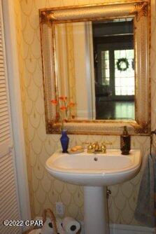 709 5th Street Chipley, FL 32428 - Photo 20 of 21