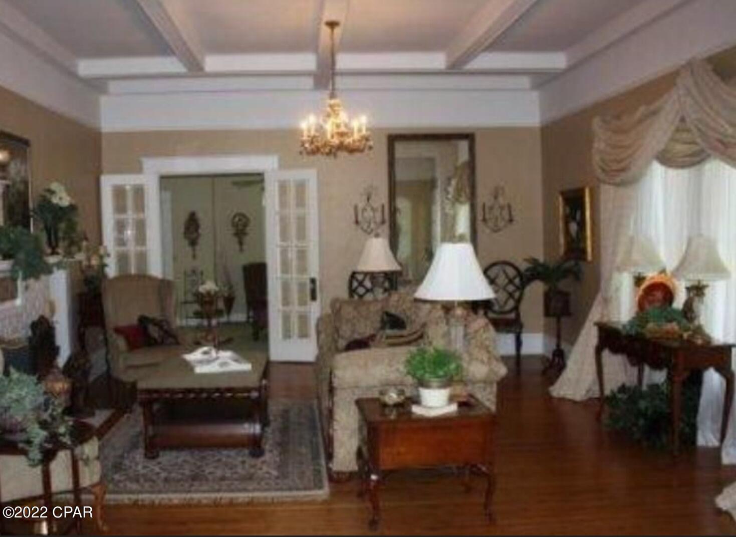 709 5th Street Chipley, FL 32428 - Photo 5 of 21