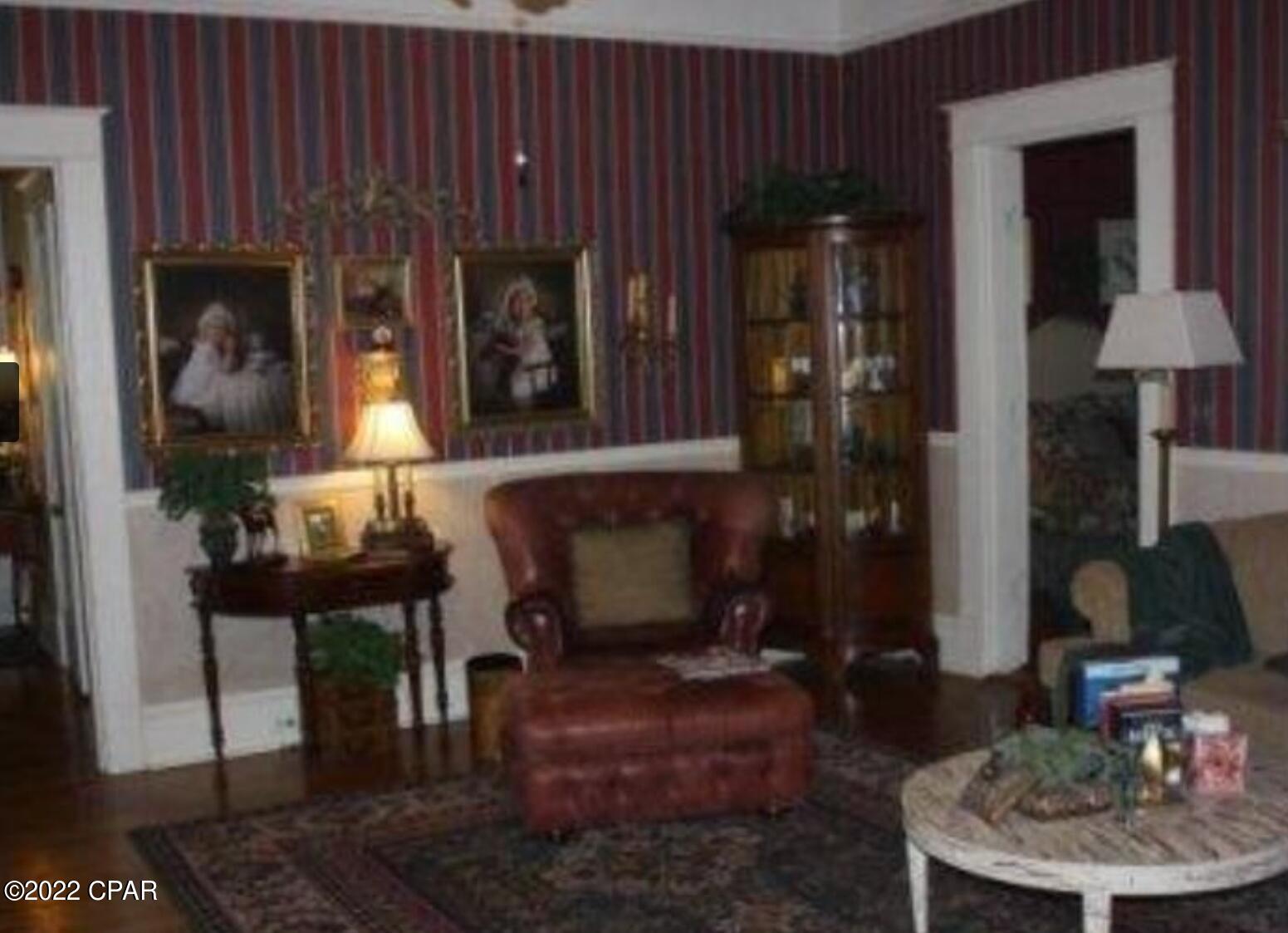 709 5th Street Chipley, FL 32428 - Photo 7 of 21