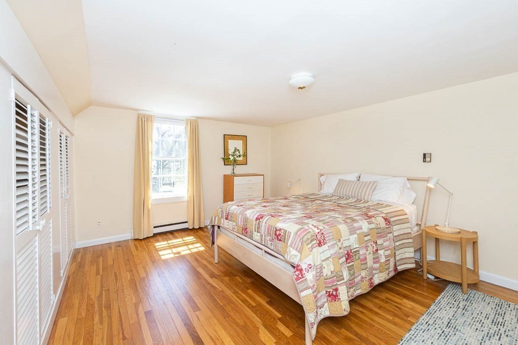 13 Vulcan Street Gloucester, MA 01930 - Photo 24 of 36