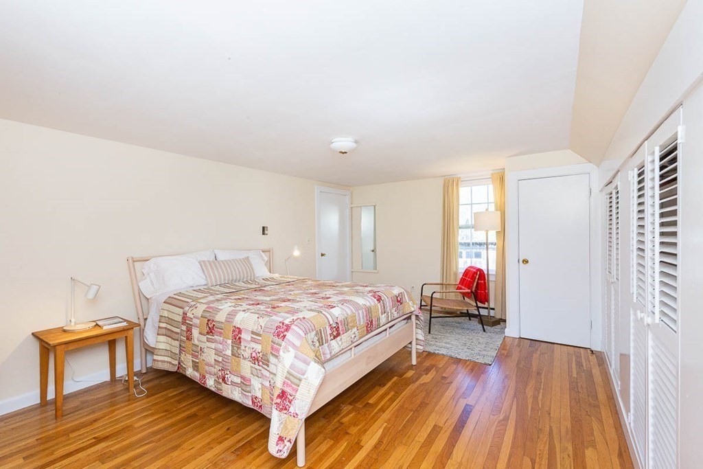 13 Vulcan Street Gloucester, MA 01930 - Photo 25 of 36