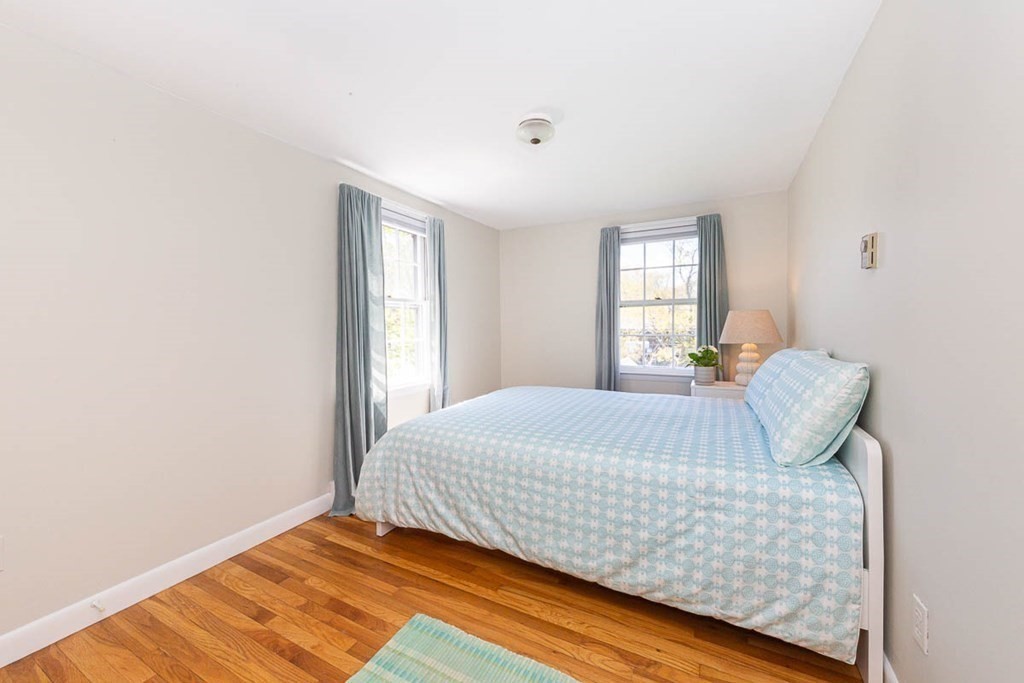 13 Vulcan Street Gloucester, MA 01930 - Photo 28 of 36