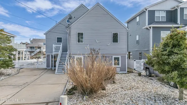 $550,000 | 143 South Captain Drive, Little Egg Harbor, NJ 08087