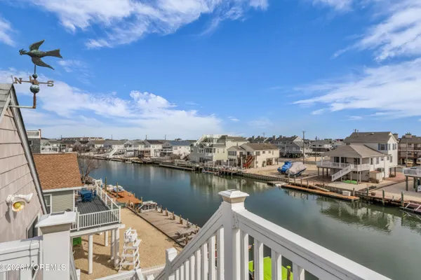 $550,000 | 143 South Captain Drive, Little Egg Harbor, NJ 08087