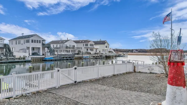 $550,000 | 143 South Captain Drive, Little Egg Harbor, NJ 08087