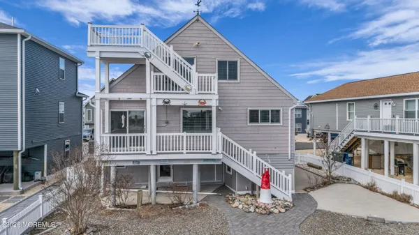 $550,000 | 143 South Captain Drive, Little Egg Harbor, NJ 08087