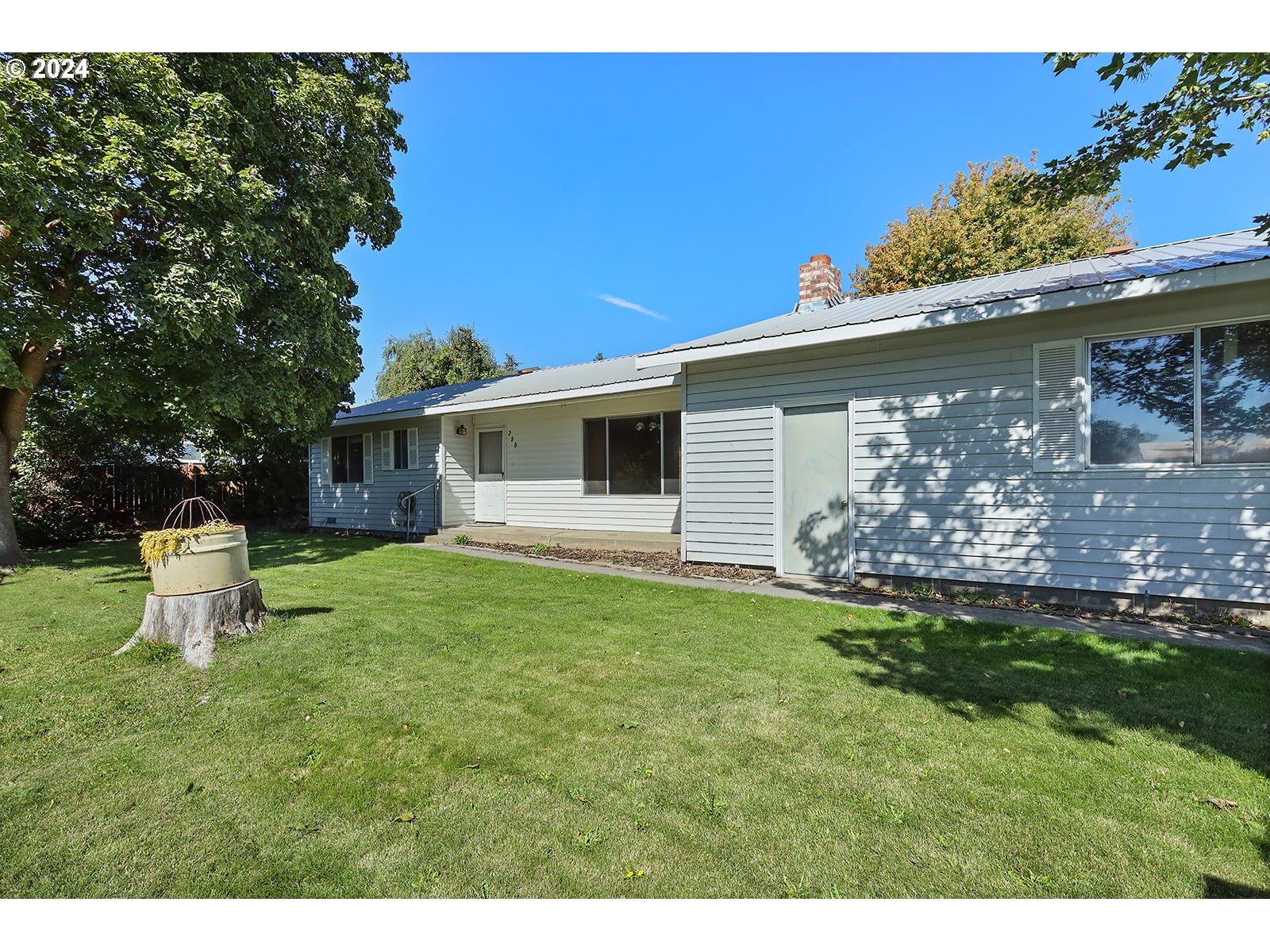 280 Northeast 5th Street Dufur, OR 97021 - Photo 2 of 30 Gallery Image 2