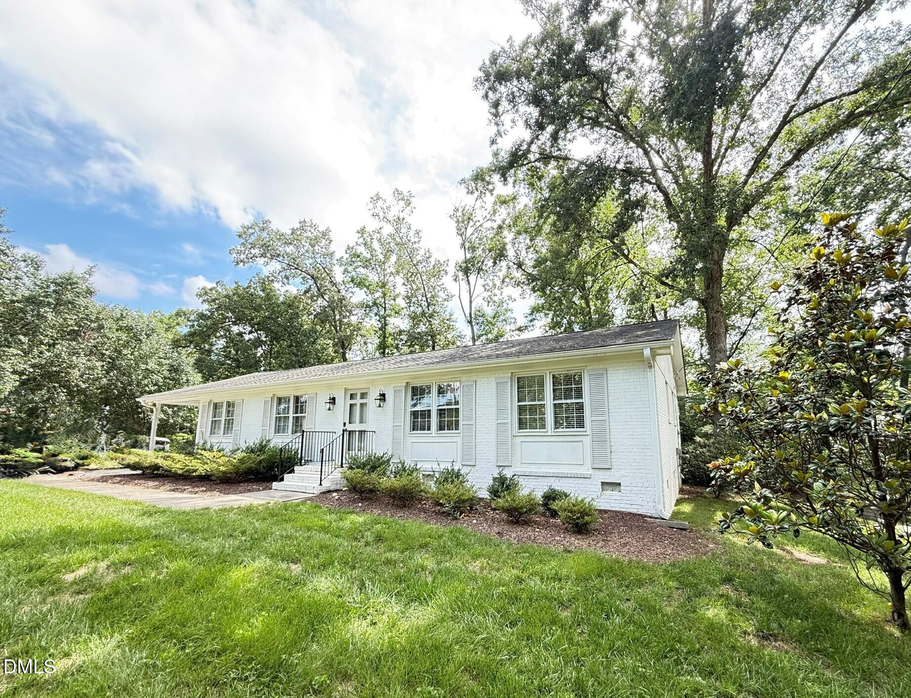 212 Sampson Street Raleigh, NC 27609 - Photo 2 of 33 Front 2