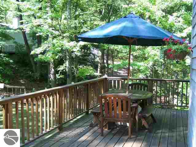 4593 Weathering Heights Road Traverse City, MI 49686 - Photo 16 of 20 1738950-15.JPG