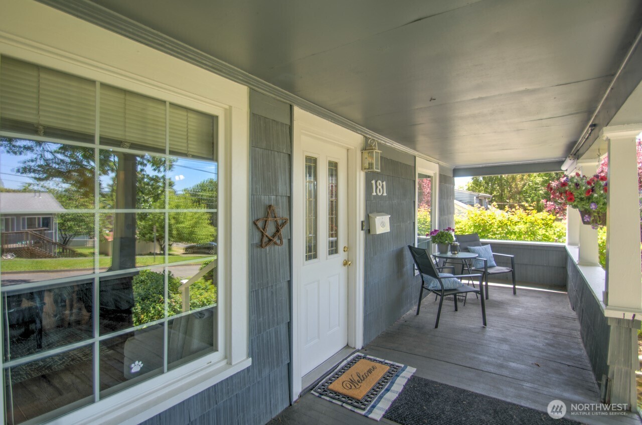 181 Southeast 9th Street Chehalis, WA 98532 - Photo 4 of 33