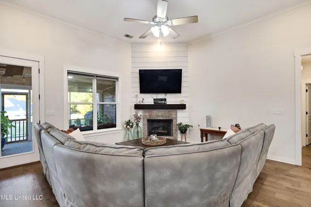 $375,000 | 624 Bending Oak South, Hernando, MS 38632