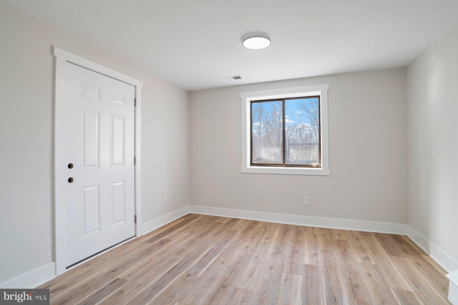 5233 Lightning View Road Columbia, MD 21045 - Photo 19 of 38 Gallery Image 19