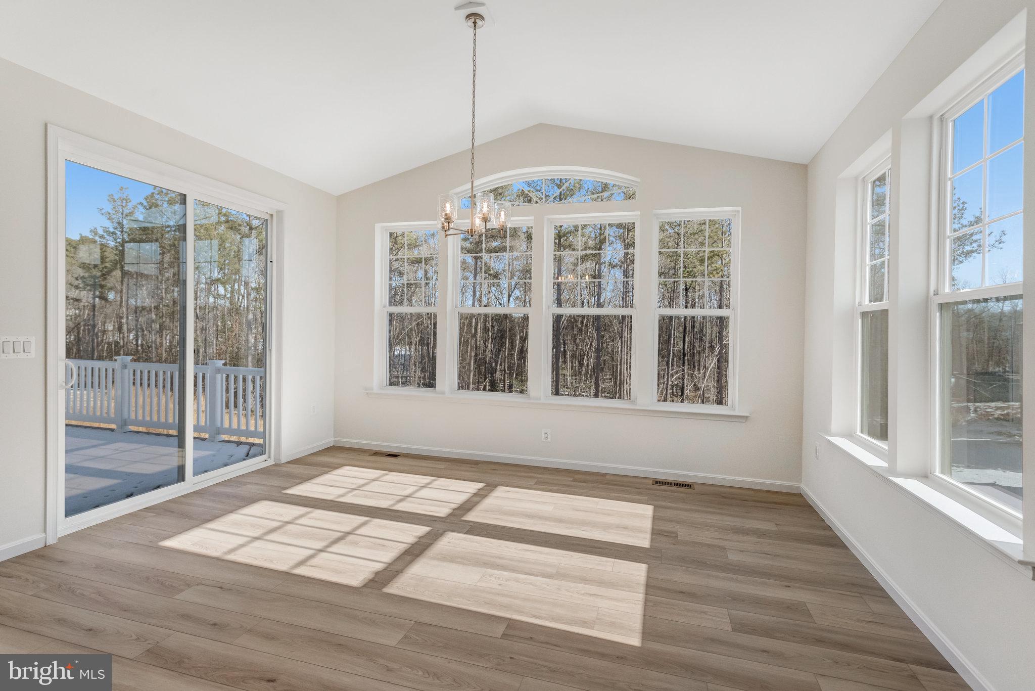 18447 Governor Drive Ruther Glen, VA 22546 - Photo 4 of 51 Gallery Image 4