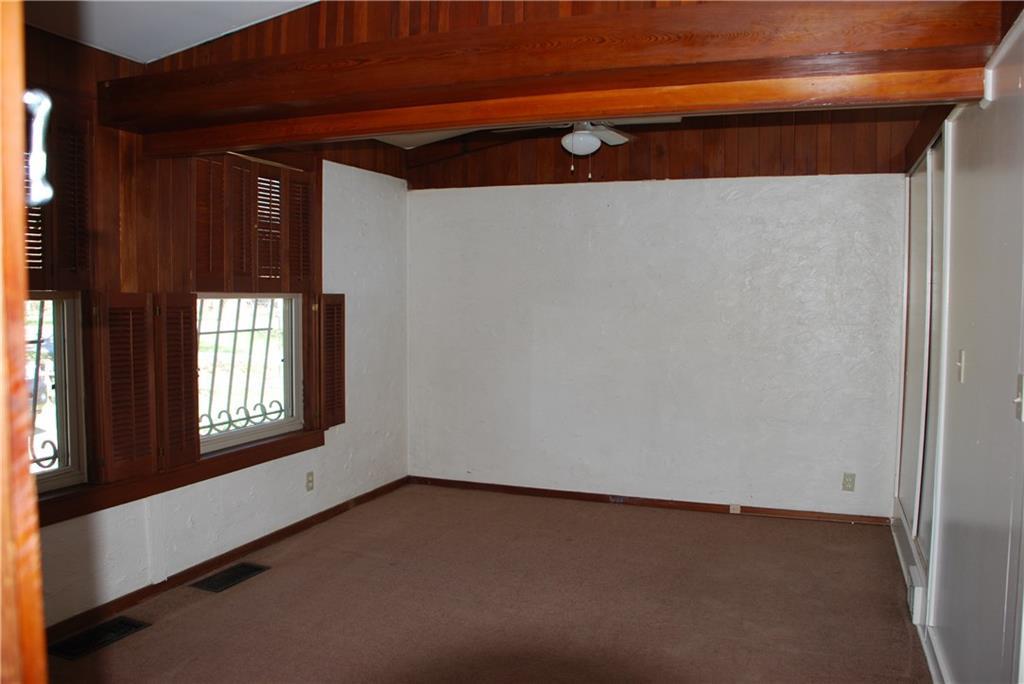 111 West Possum Road Springfield, OH 45506 - Photo 4 of 16