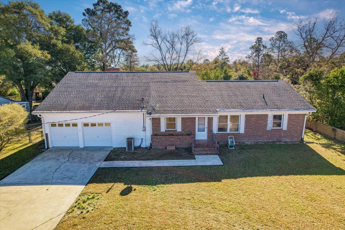 6100 Springfield Road Williston, SC 29853 - Photo 2 of 38