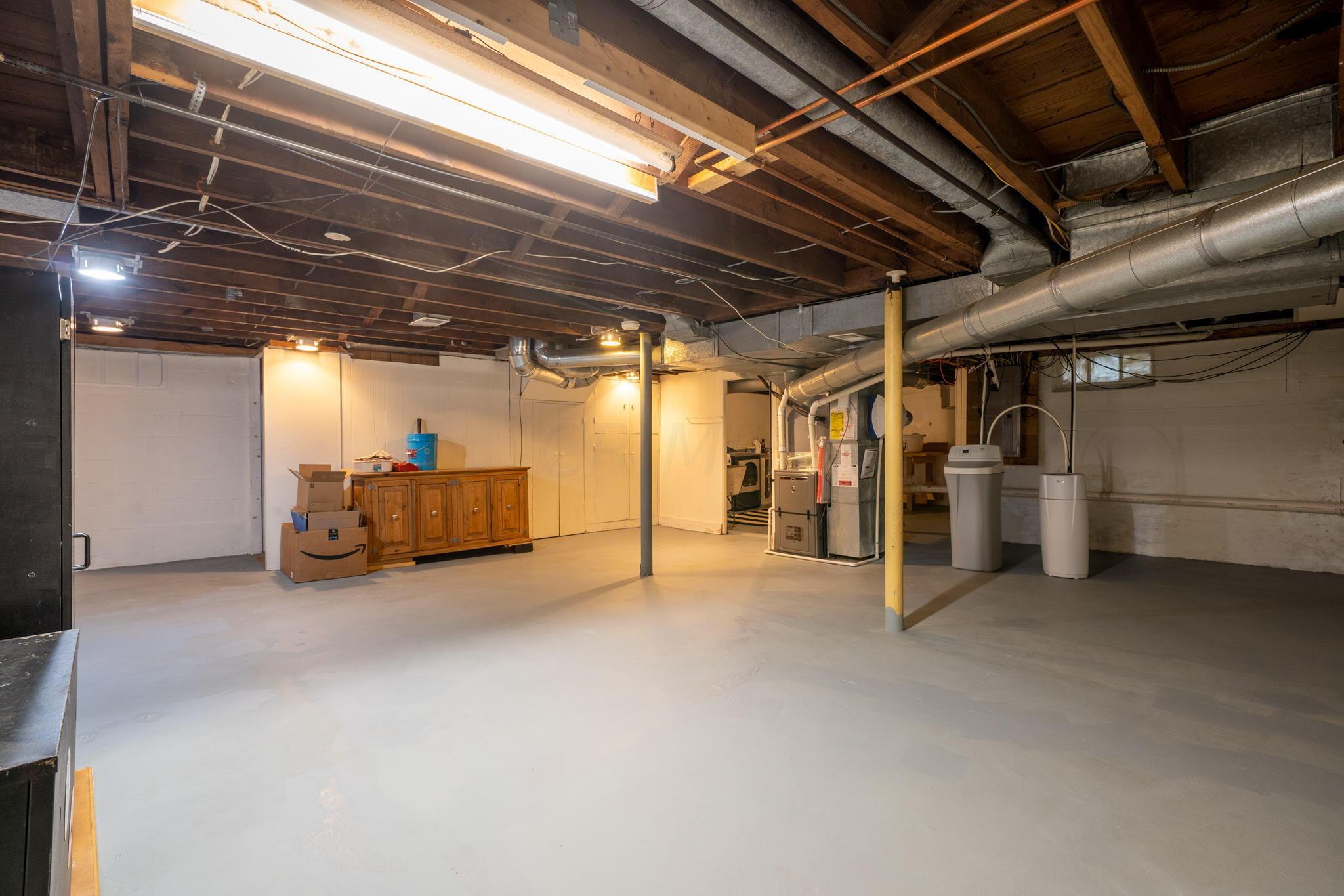 2604 York Road Columbus, OH 43221 - Photo 34 of 47 Full Basement