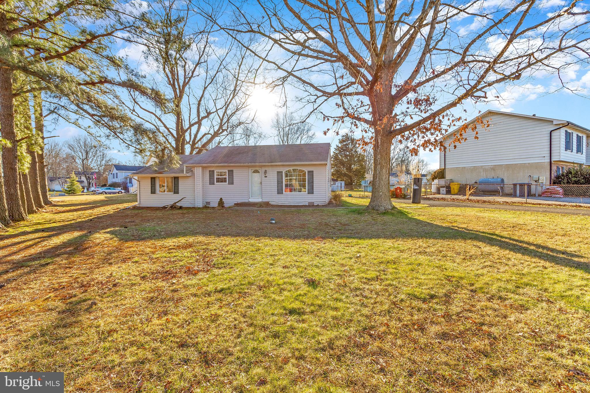 713 Kingfisher Road Deale, MD 20751 - Photo 2 of 26 Gallery Image 2