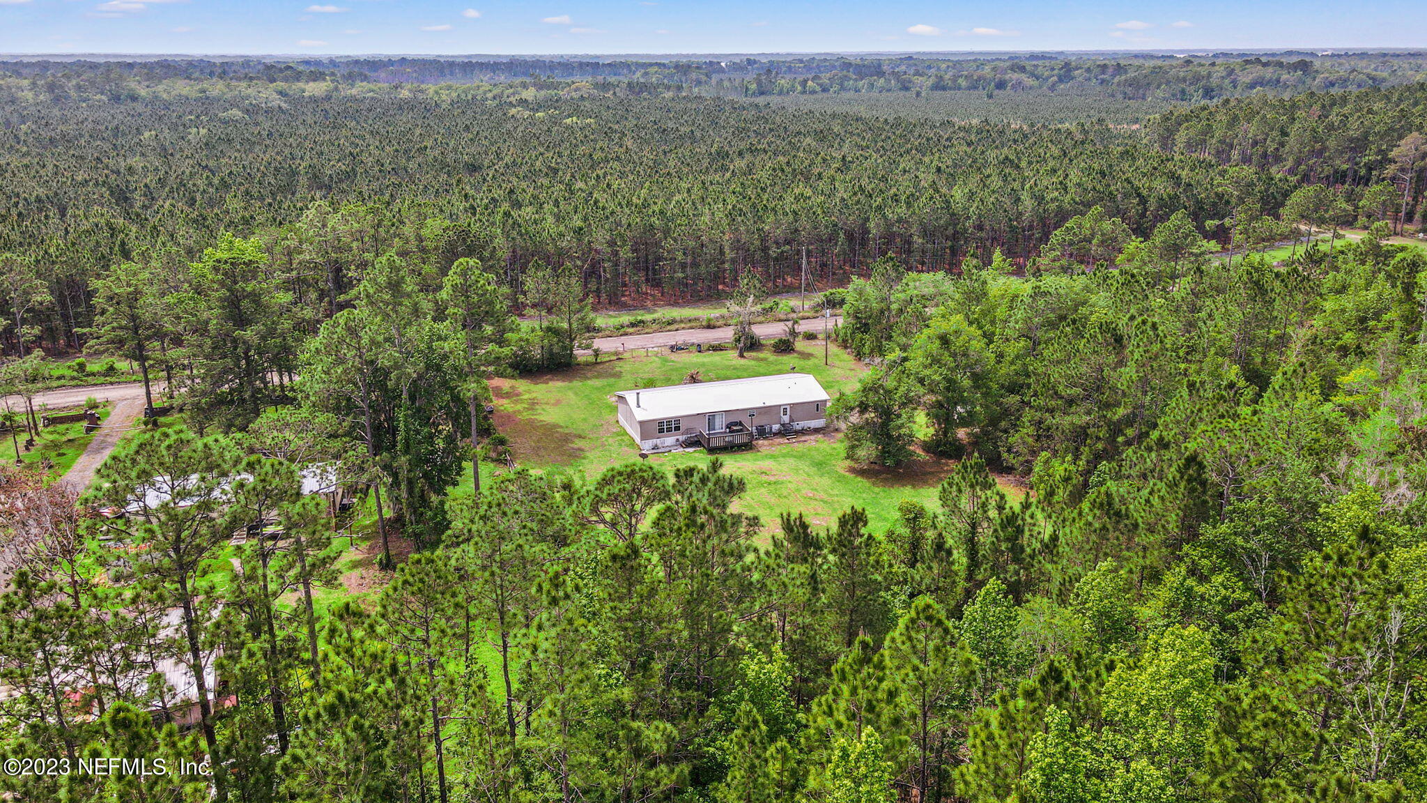 218 Millican Road Palatka, FL 32177 - Photo 31 of 32 31-web-or-mls-DJI_0848