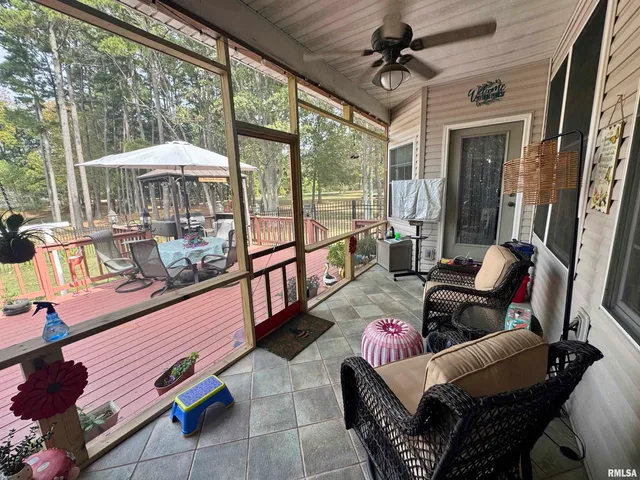 $365,000 | 17794 East Fairfield Road, Mount Vernon, IL 62864