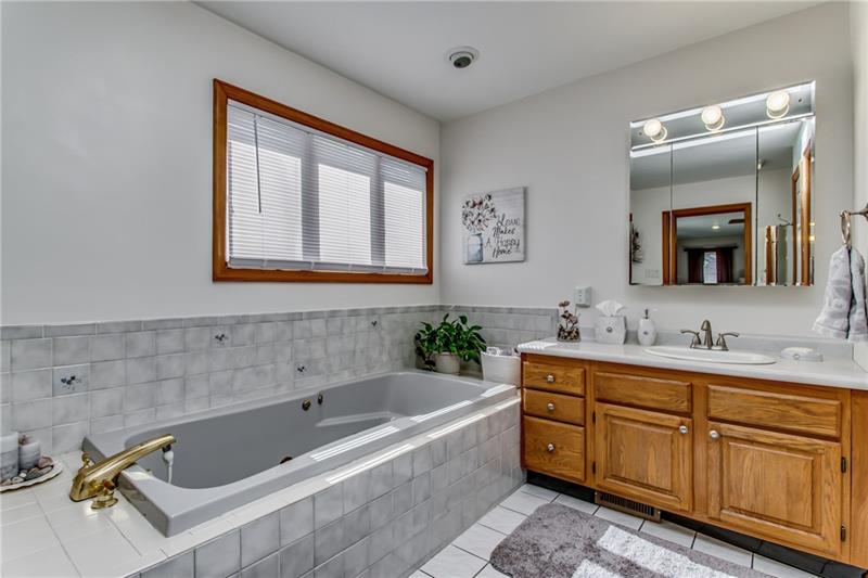 8 Highview Circle Harrison City, PA 15636 - Photo 19 of 24