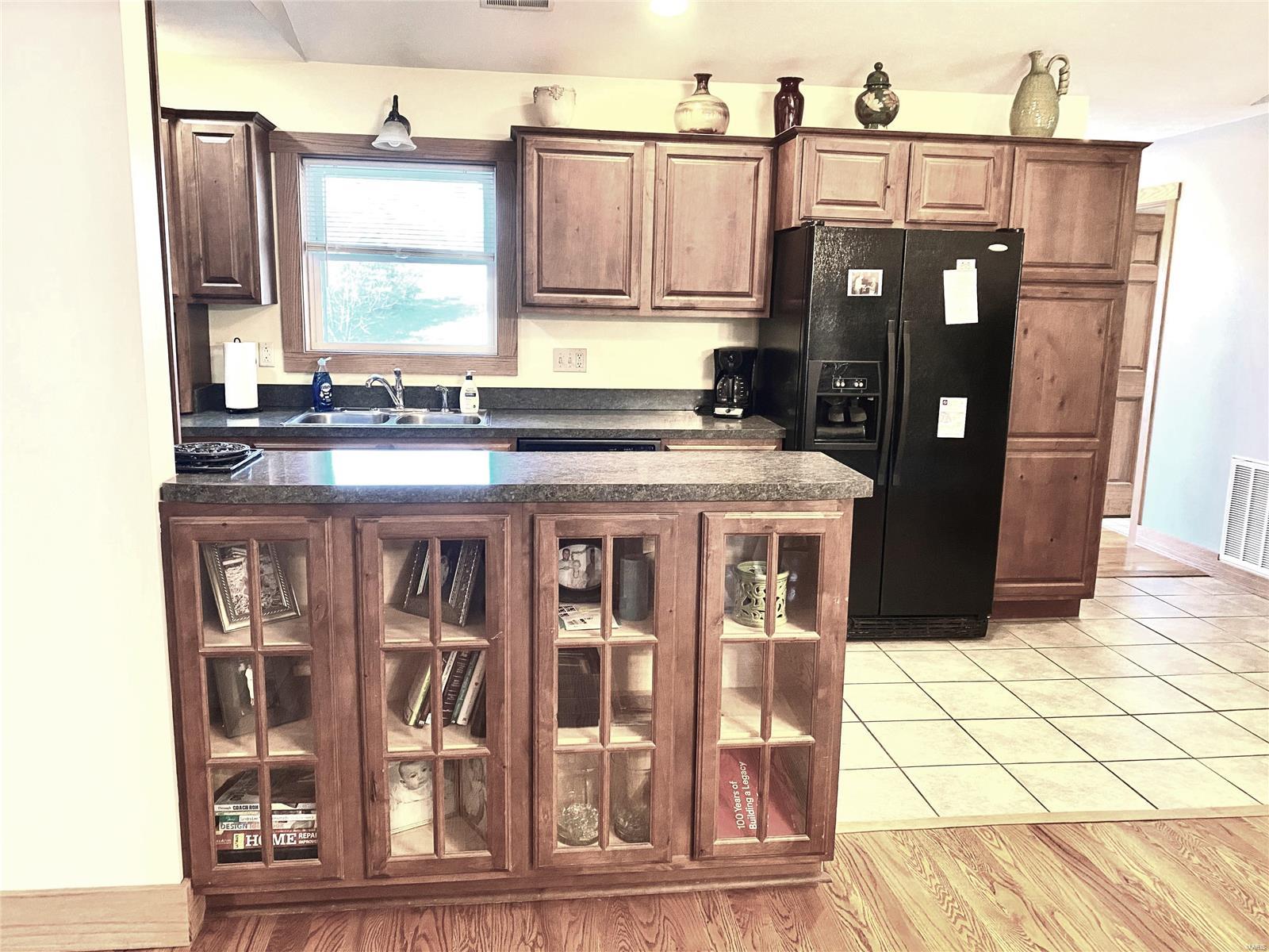 331 Mountain Glen Road Cobden, IL 62920 - Photo 5 of 20 Gallery Image 5