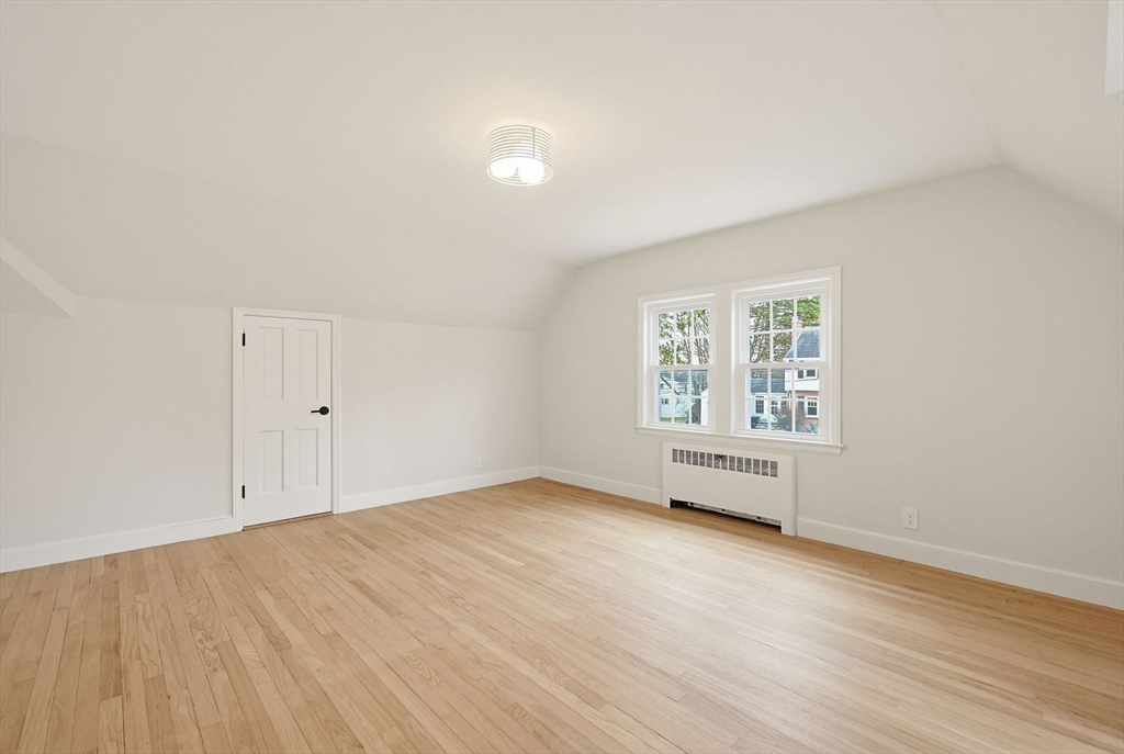 9 Arnold Road Shrewsbury, MA 01545 - Photo 23 of 34