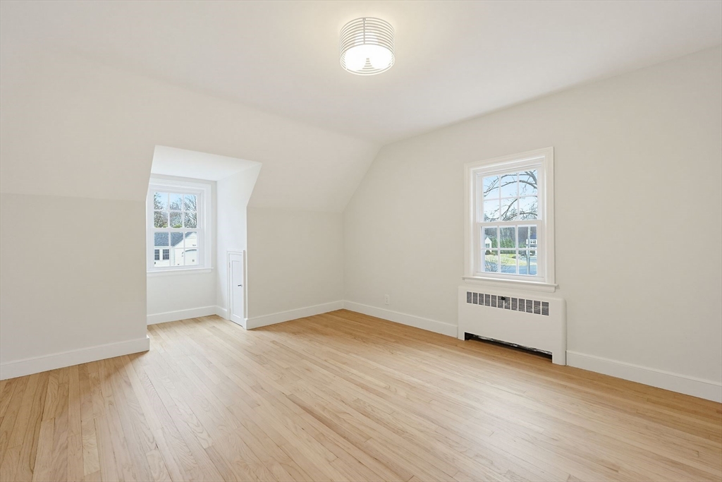 9 Arnold Road Shrewsbury, MA 01545 - Photo 26 of 34