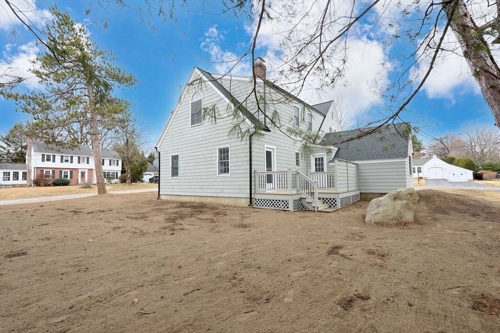 9 Arnold Road Shrewsbury, MA 01545 - Photo 34 of 34