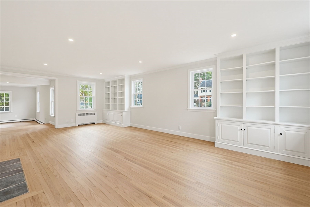 9 Arnold Road Shrewsbury, MA 01545 - Photo 6 of 34