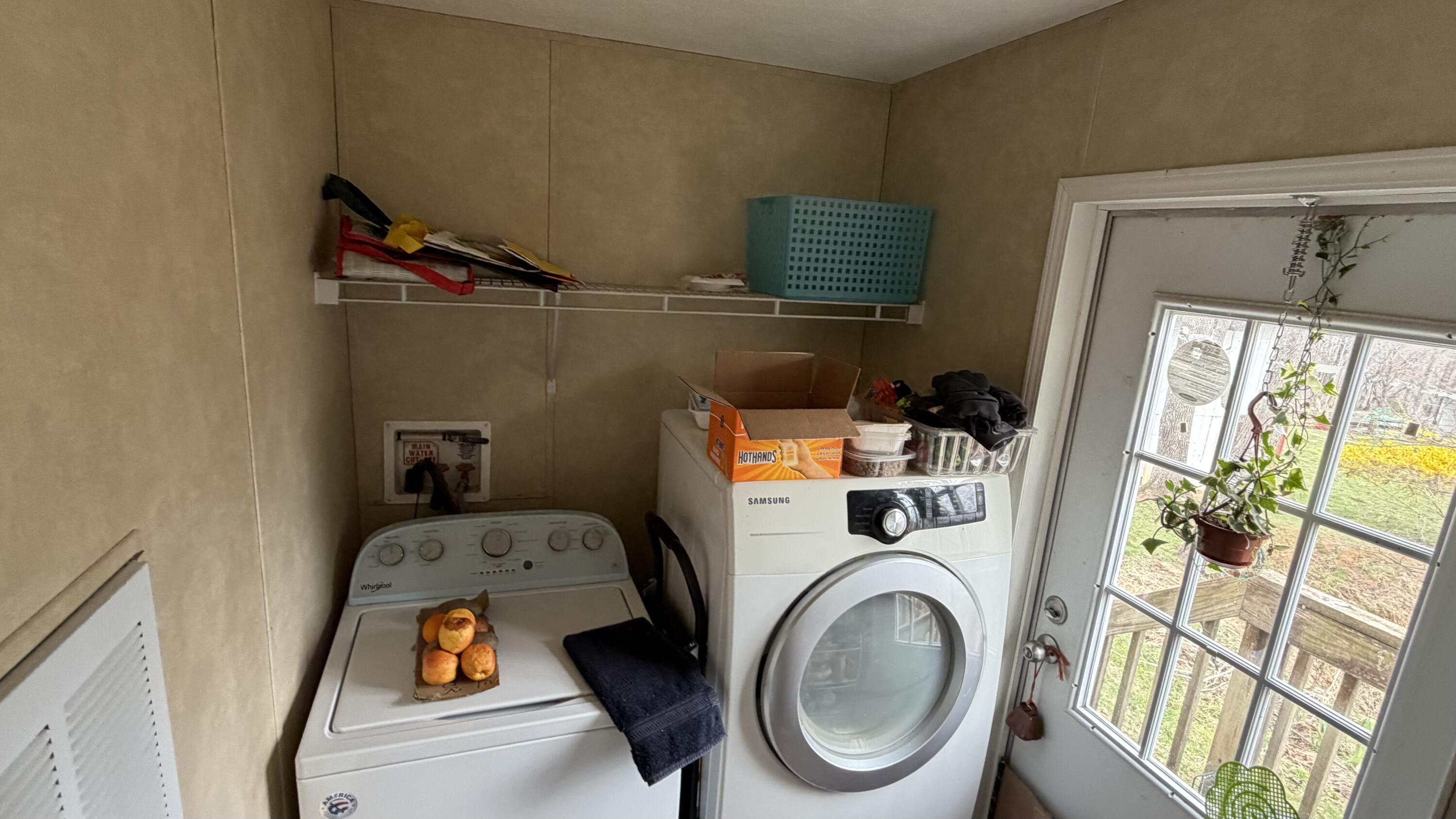 2578 Spradlin Road Vinton, VA 24179 - Photo 16 of 22 IMG_7220