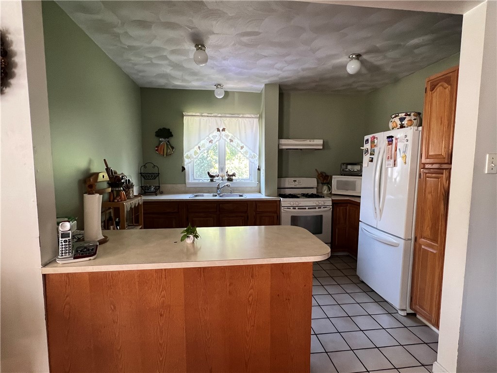 19 Vale Street Providence, RI 02908 - Photo 12 of 33