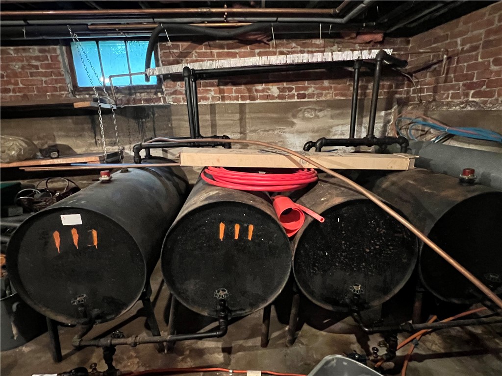 19 Vale Street Providence, RI 02908 - Photo 22 of 33