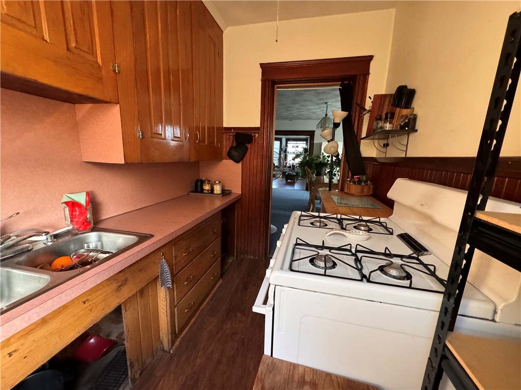 19 Vale Street Providence, RI 02908 - Photo 25 of 33