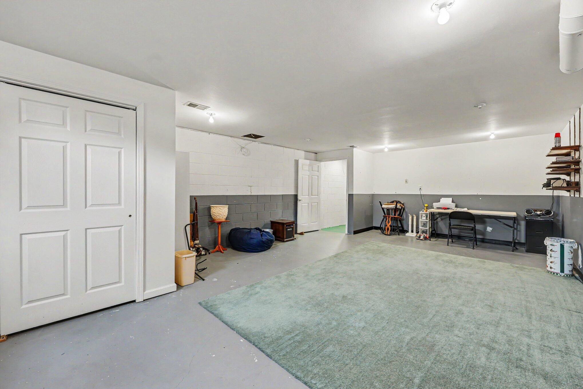 7880 Greenwood Road Jackson, MI 49201 - Photo 22 of 43 022_file_3460