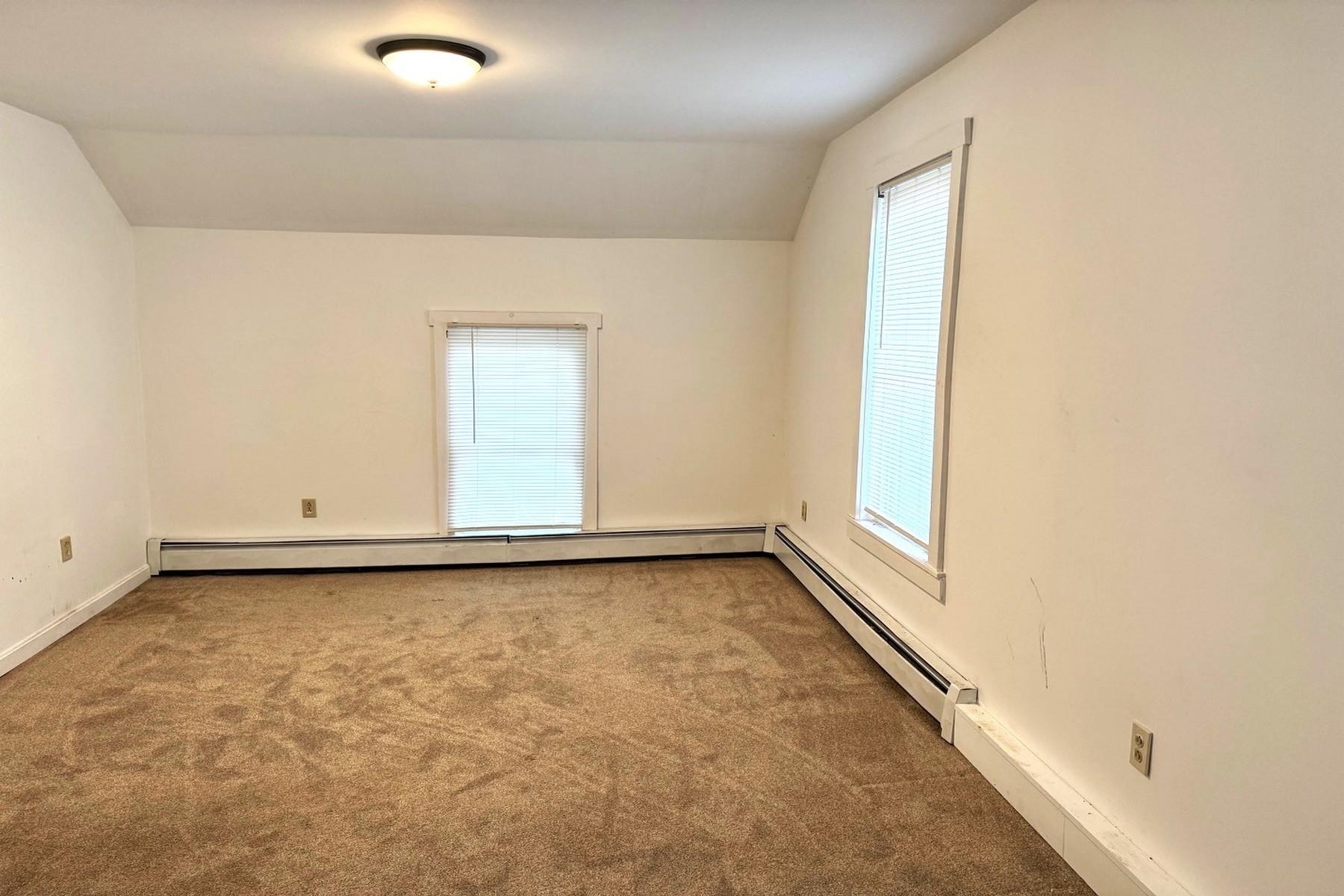 47 Union Street Rutland, VT 05701 - Photo 5 of 19