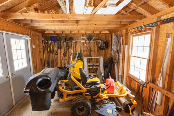 $899,900 | 71 Fogg Road, Buxton, ME 04093