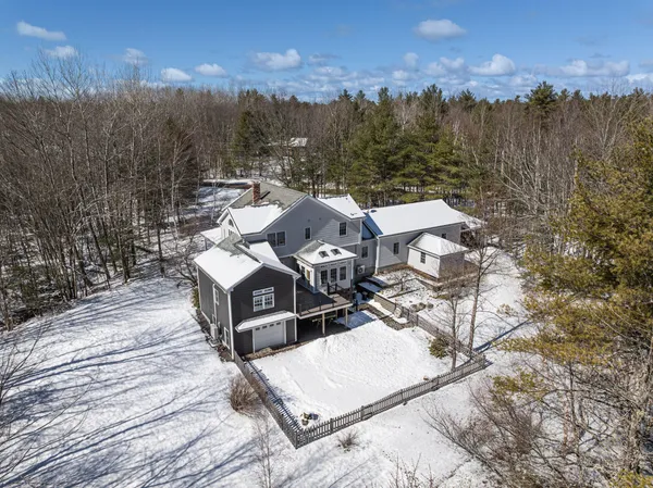 $899,900 | 71 Fogg Road, Buxton, ME 04093