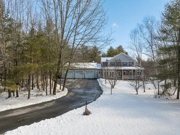 $899,900 | 71 Fogg Road, Buxton, ME 04093