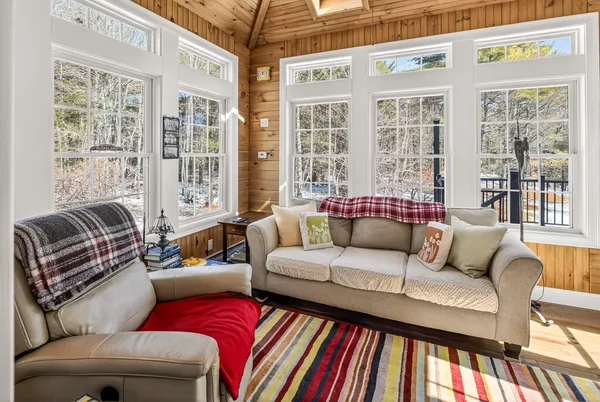 $899,900 | 71 Fogg Road, Buxton, ME 04093