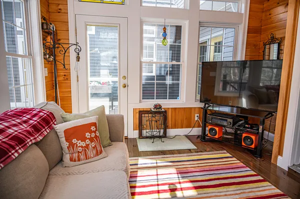 $899,900 | 71 Fogg Road, Buxton, ME 04093